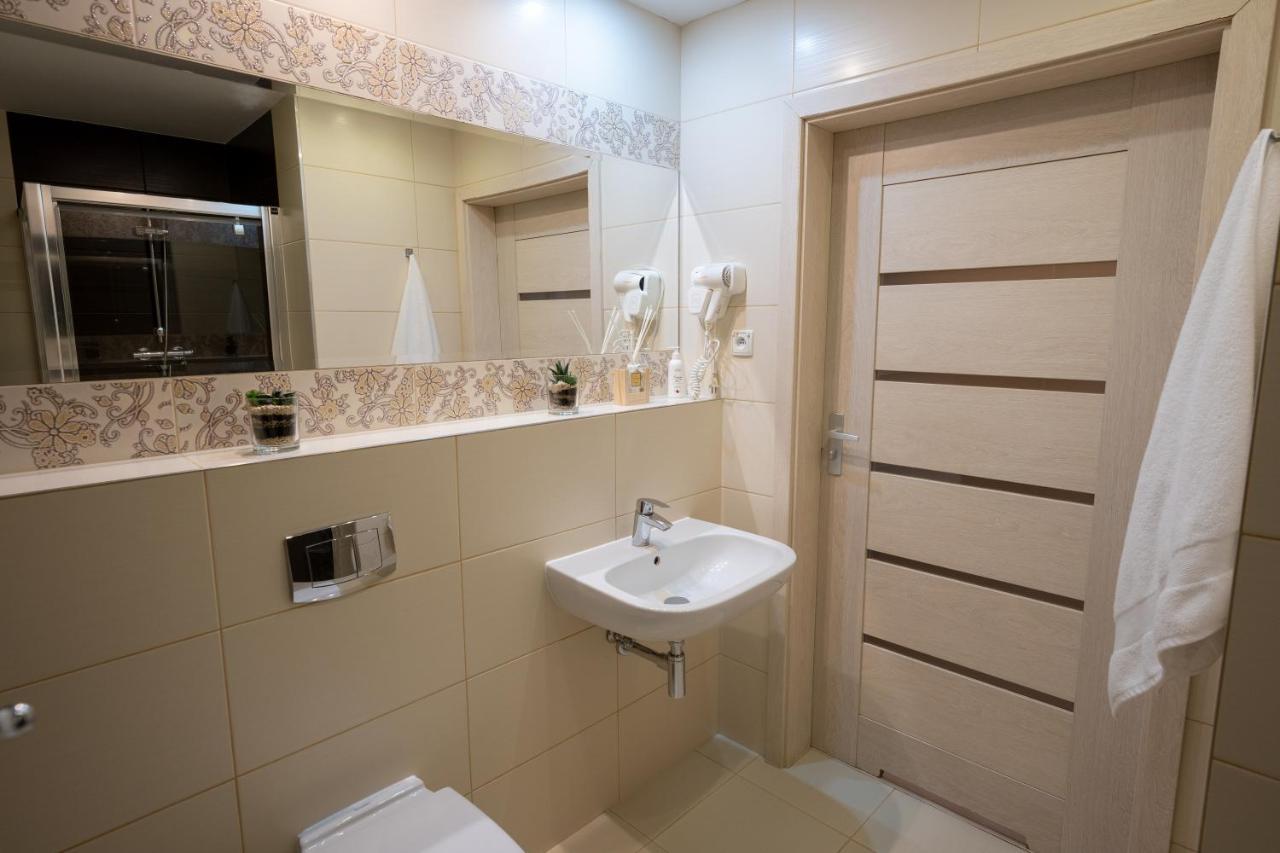 Apartament Feniks 12 - 63 M2 Swinoujscie Exterior photo
